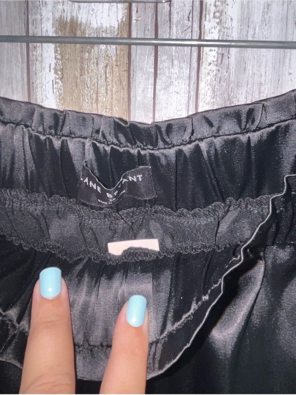 NWT Lane Bryant Satin Jogger Pants Black High Rise Size 16 - Picture 5 of 6